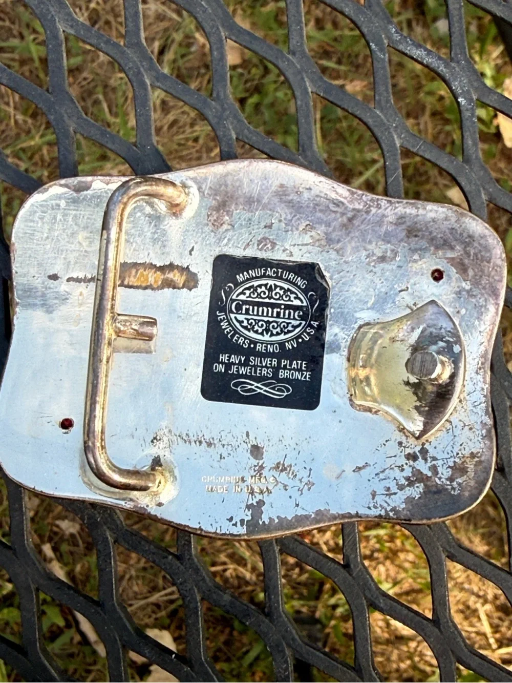 vintage rare garnet Crumrine Manufacturing belt buckle, produced in Reno, Nevada